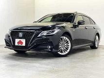2019 Toyota Crown Hybrid