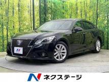 2013 Toyota Crown Hybrid