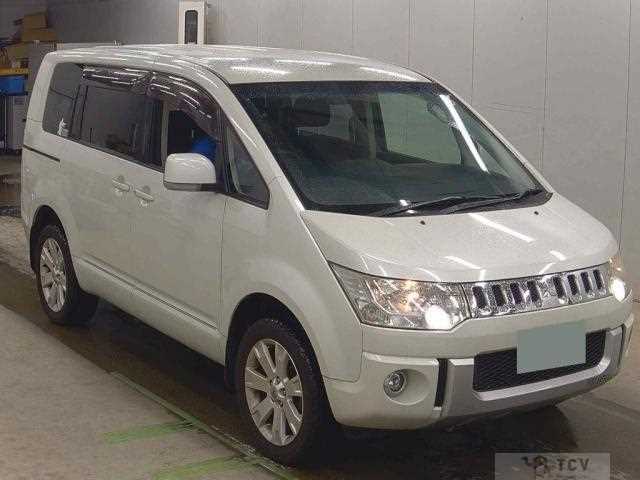 2012 Mitsubishi Delica D5