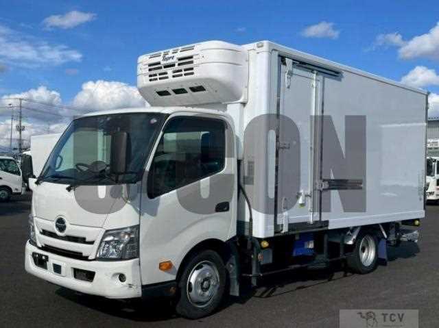 2022 Hino Dutro