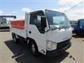 2016 Isuzu Elf Truck
