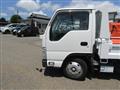 2016 Isuzu Elf Truck