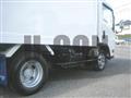 2017 Isuzu Elf Truck