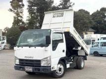 2013 Isuzu Elf Truck