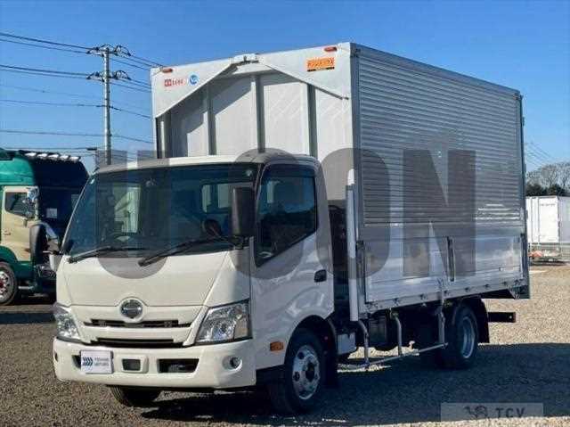 2025 Hino Dutro