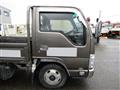 2015 Isuzu Elf Truck