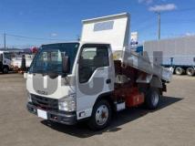 2025 Isuzu Elf Truck