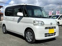 2010 Daihatsu Tanto