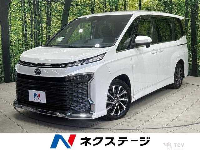 2022 Toyota Voxy