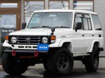 2000 Toyota Landcruiser 70