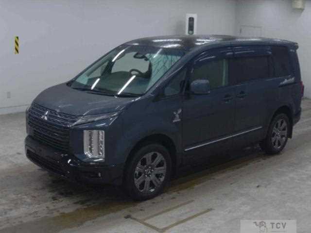 2022 Mitsubishi Delica D5