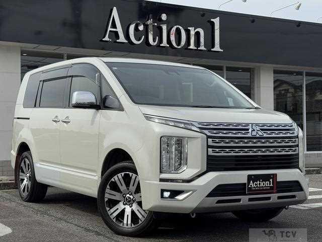 2020 Mitsubishi Delica D5