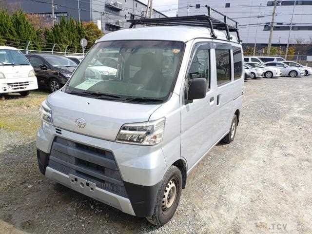 2020 Daihatsu Hijet Cargo