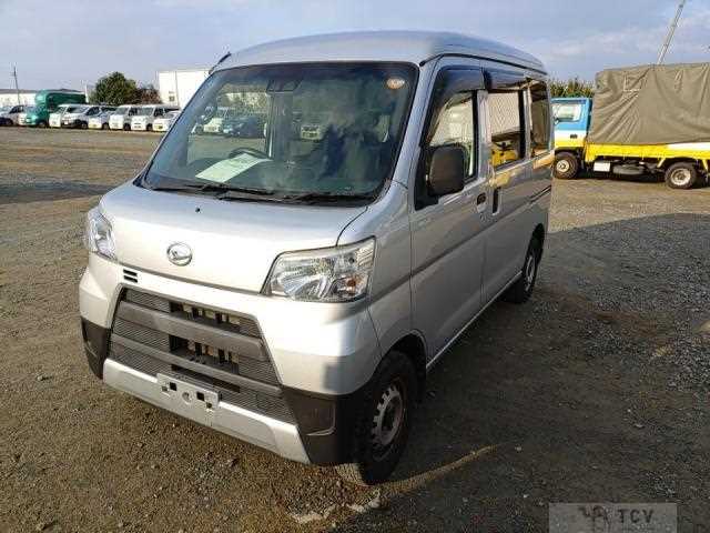 2020 Daihatsu Hijet Cargo