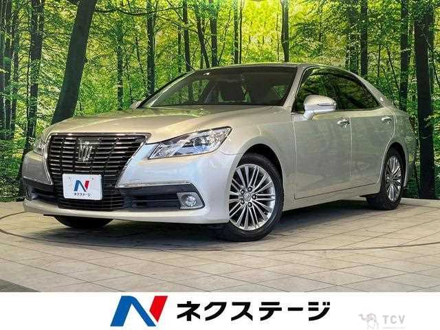 2013 Toyota Crown