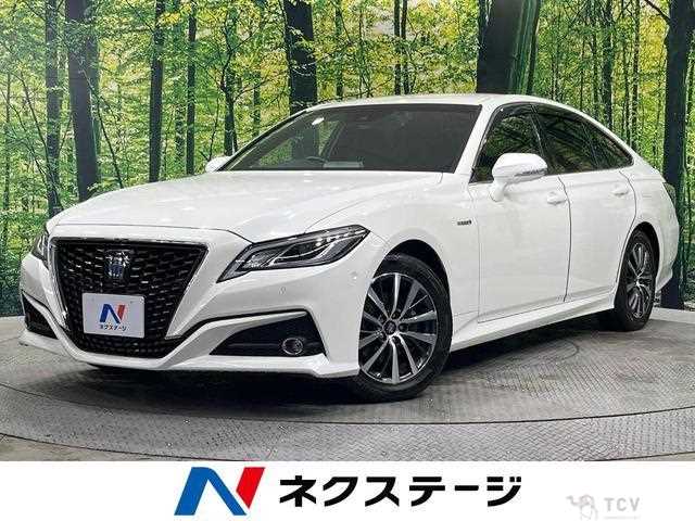 2018 Toyota Crown Hybrid