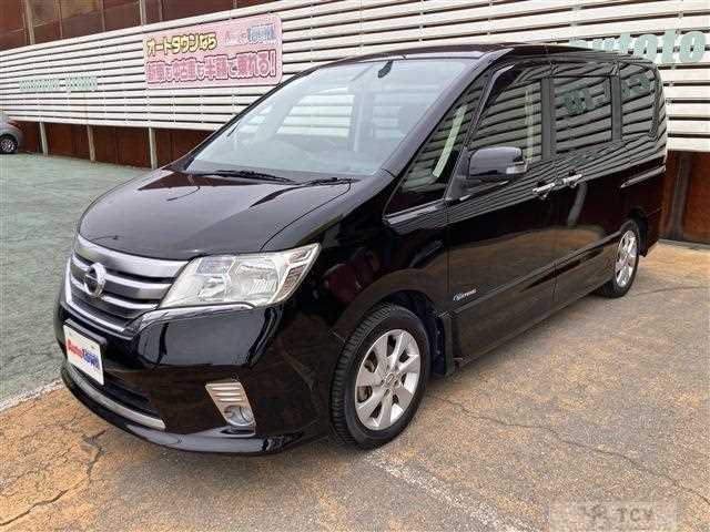 2013 Nissan Serena