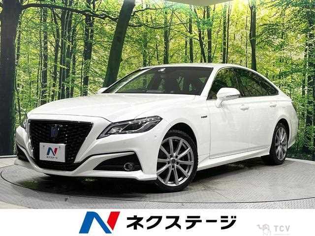2018 Toyota Crown Hybrid