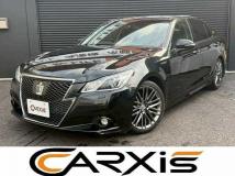 2013 Toyota Crown Hybrid