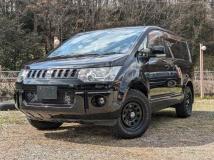 2014 Mitsubishi Delica D5