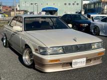 1990 Nissan Laurel