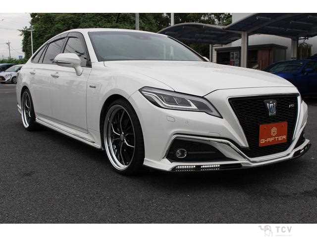 2019 Toyota Crown Hybrid