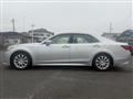 2014 Toyota Crown Hybrid
