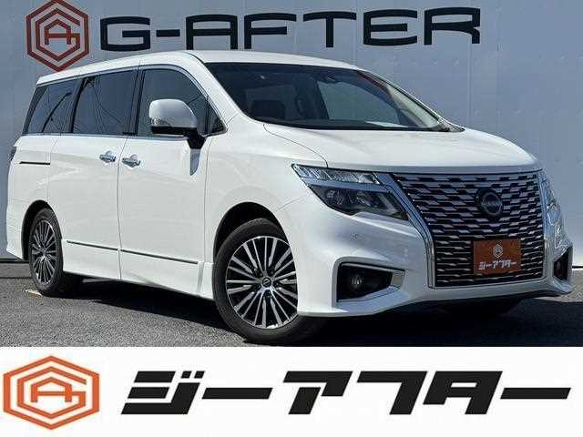 Nissan Elgrand 2024 — миниатюра 2