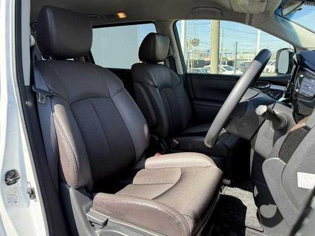 Nissan Elgrand 2024 — миниатюра 6