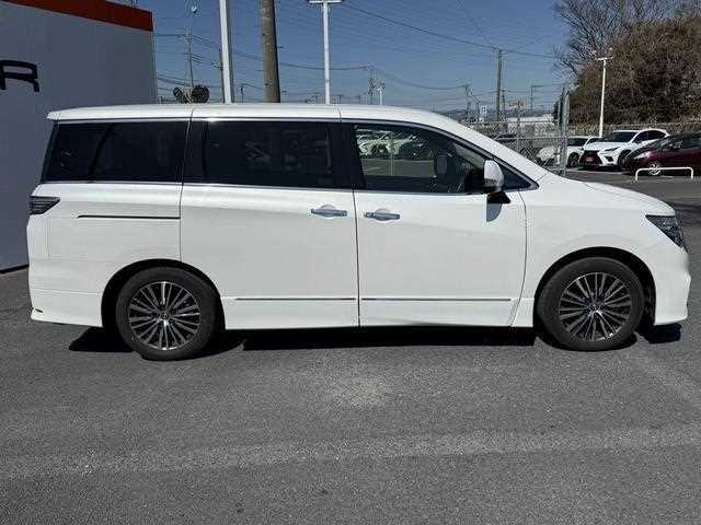 Nissan Elgrand 2024 — миниатюра 8