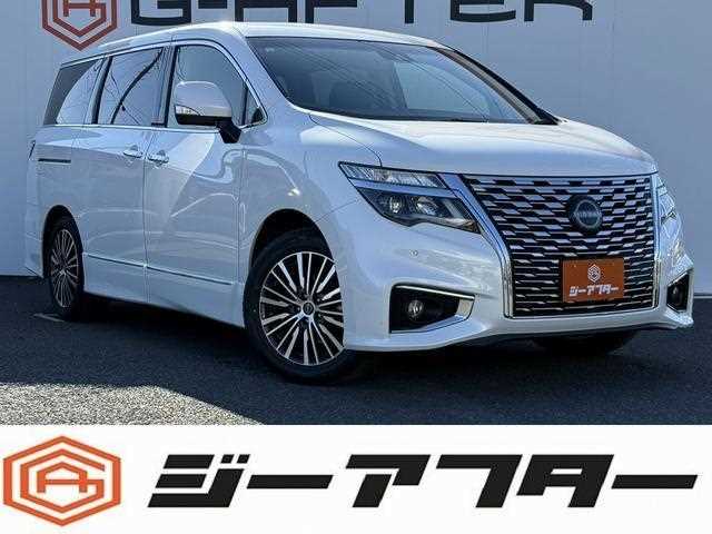 Nissan Elgrand 2024 — миниатюра 2