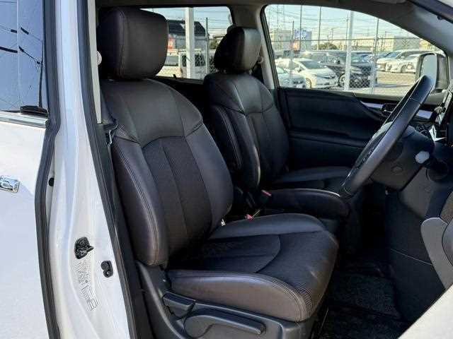 Nissan Elgrand 2024 — миниатюра 7