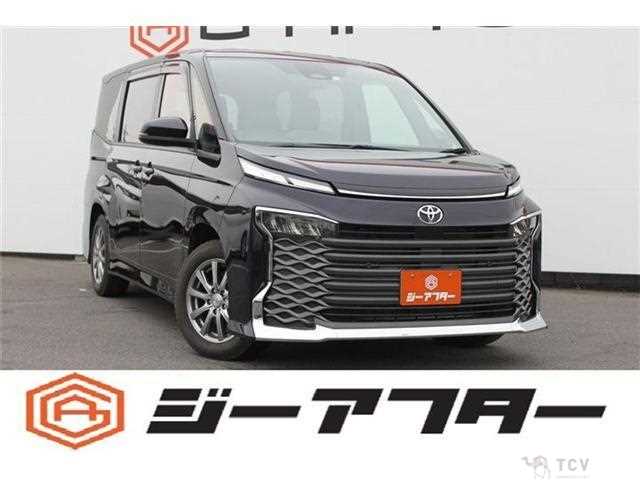 2022 Toyota Voxy