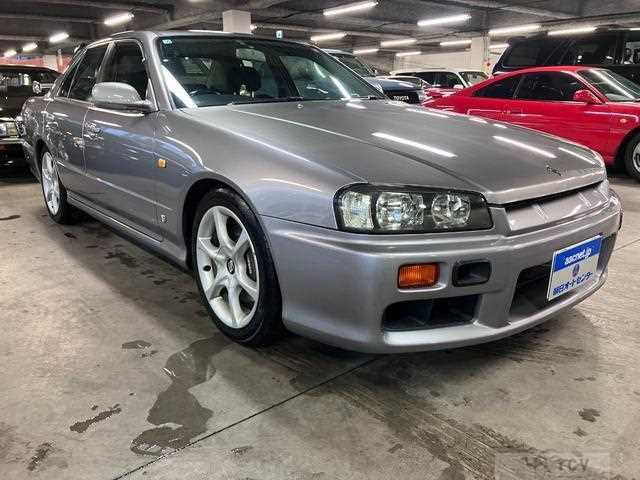 2000 Nissan Skyline