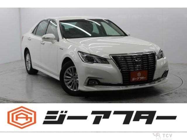 2015 Toyota Crown Hybrid