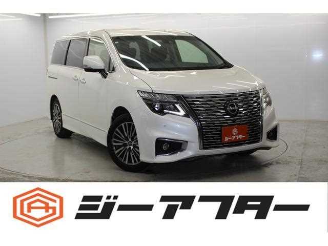 Nissan Elgrand 2024 — миниатюра 2