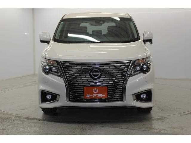 Nissan Elgrand 2024 — миниатюра 3