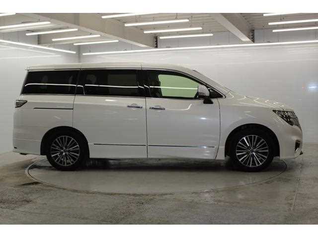 Nissan Elgrand 2024 — миниатюра 6