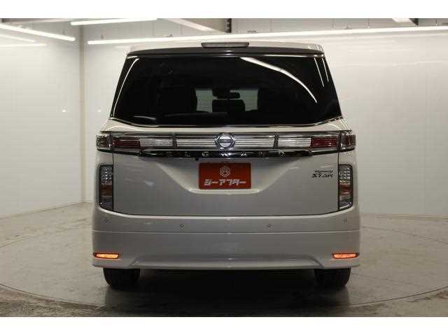 Nissan Elgrand 2024 — миниатюра 8