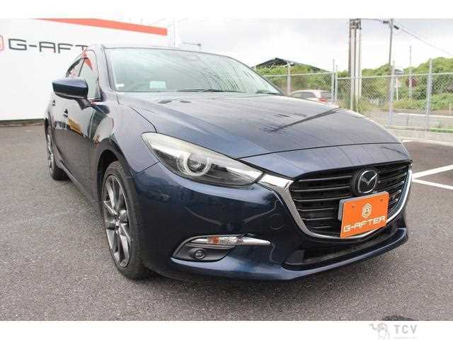 2016 Mazda Axela
