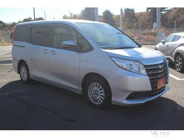 2015 Toyota Noah
