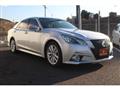 2013 Toyota Crown Hybrid