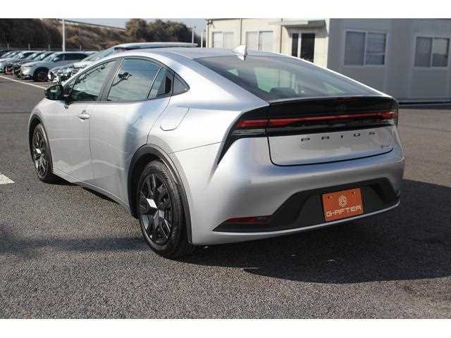 Toyota Prius 2025 — миниатюра 3