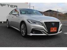 2019 Toyota Crown Hybrid