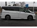 2025 Nissan Serena