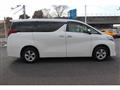 2015 Toyota Alphard Hybrid