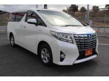 2015 Toyota Alphard Hybrid