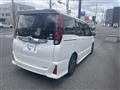 2016 Toyota Noah