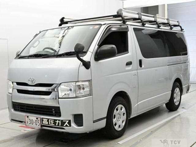 2015 Toyota Regiusace Van