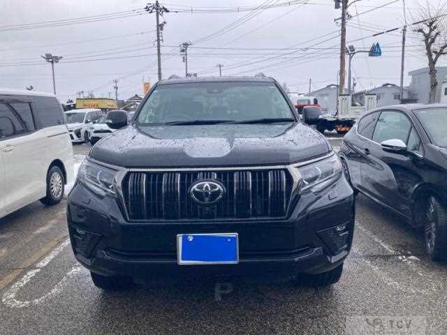 2021 Toyota Land Cruiser Prado
